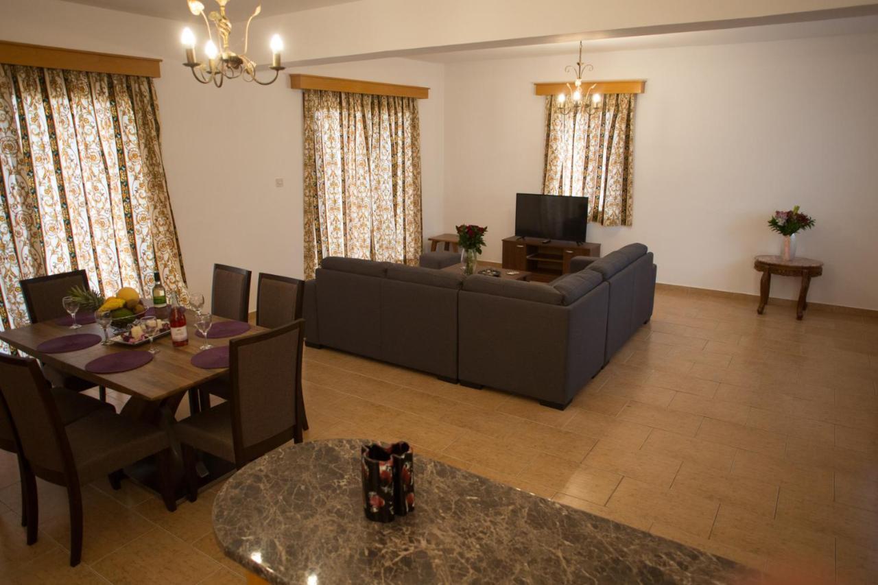 Marilia 1 Villa Polis Exterior photo